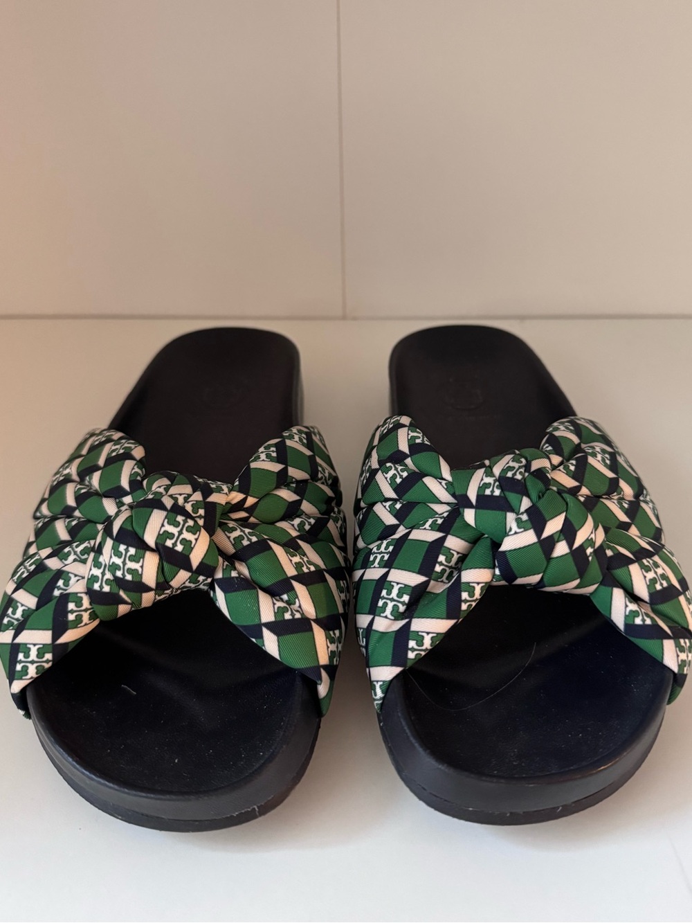 Tory Burch Green, White & Black Patterned Knotted Slide Sandals